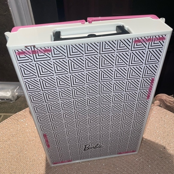 Barbie Fashionistas Ultimate Closet Accessory play set  dolls toy 2018 Mattel * - Picture 8 of 12